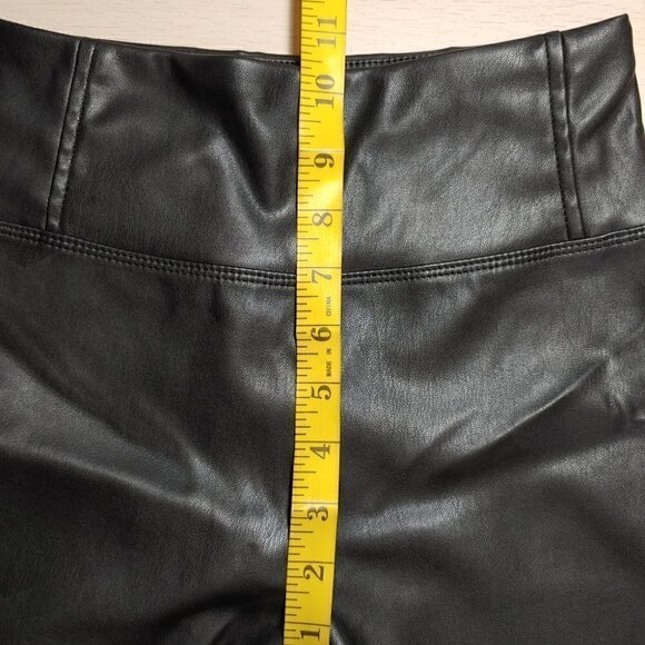 NWT LOVE FIRE Girl's black faux leather leggings - Picture 7 of 12